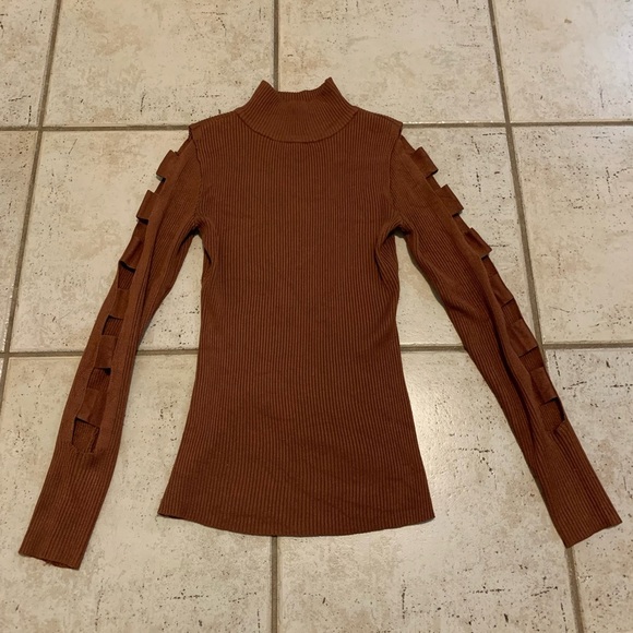 Eclipse Ribbed Cut-Out Sleeve Mock Neck Sweater - Rust/Terracotta - S - Picture 4 of 9